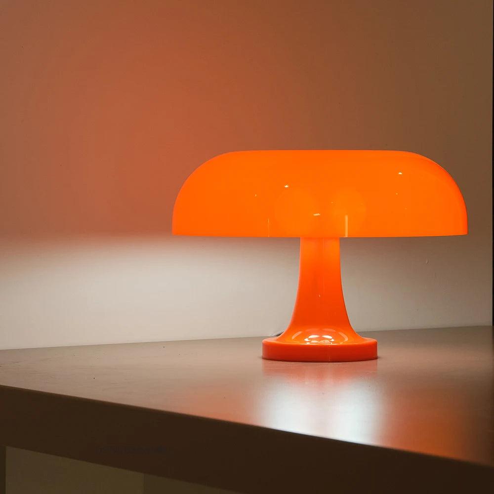 Classic Mushroom Table Lamp – Bauhaus-Inspired Decorative Light for Bedside or Desk
