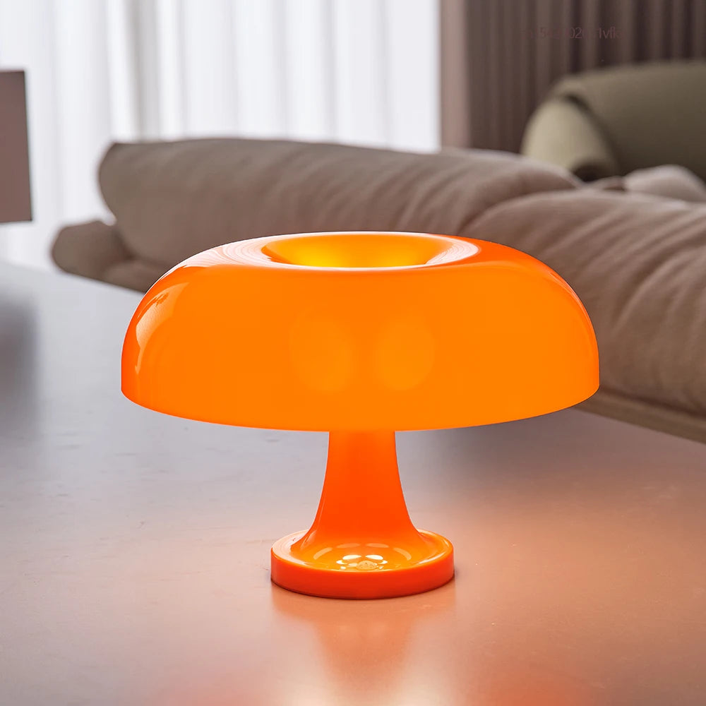 Classic Mushroom Table Lamp – Bauhaus-Inspired Decorative Light for Bedside or Desk