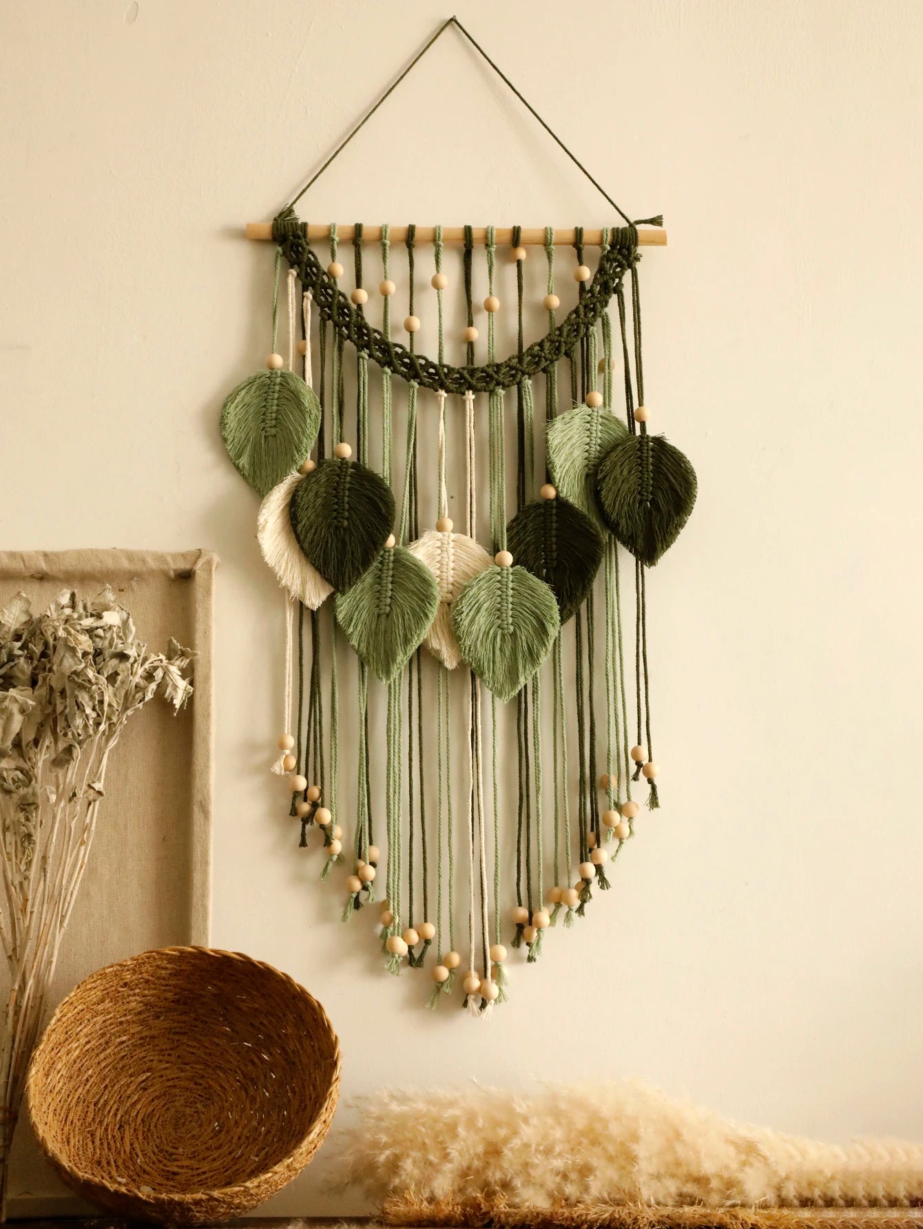 Handmade Macrame Leaf Tapestry – Boho Wall Hanging in Natural Cotton